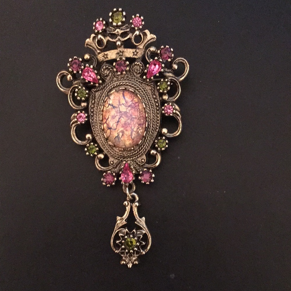 Vintage broach/necklace